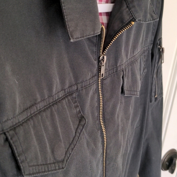 DC Lightweight Jacket, Small - Picture 4 of 7